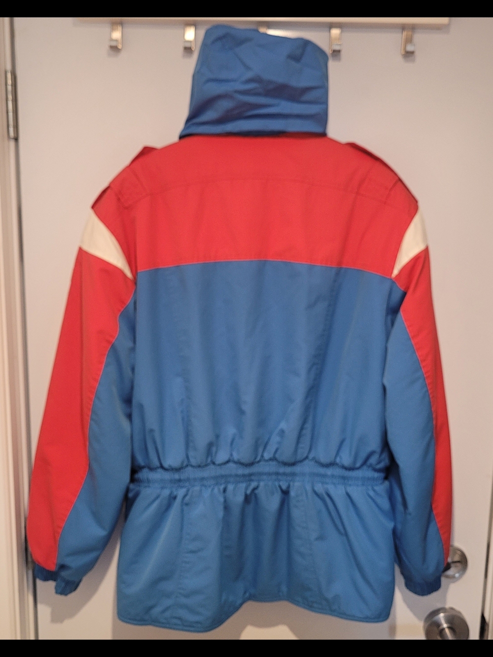Vintage ASICS Blue & Red Hooded Ski Jacket Made In Japan - Picture 2 of 10
